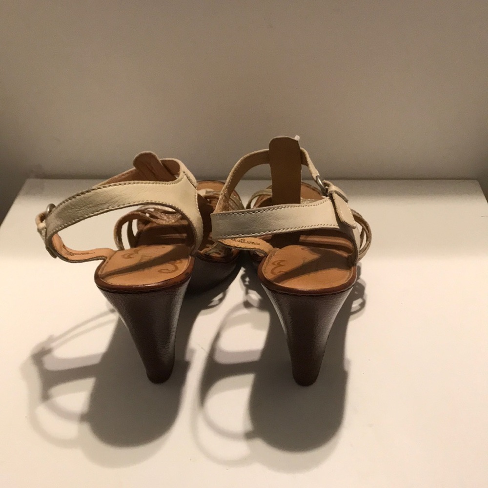 Born Platform Sandals - image 4